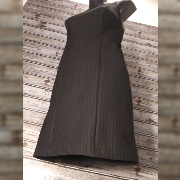 Ribbed Modern Shift Dress by Zara - Picture 7 of 12